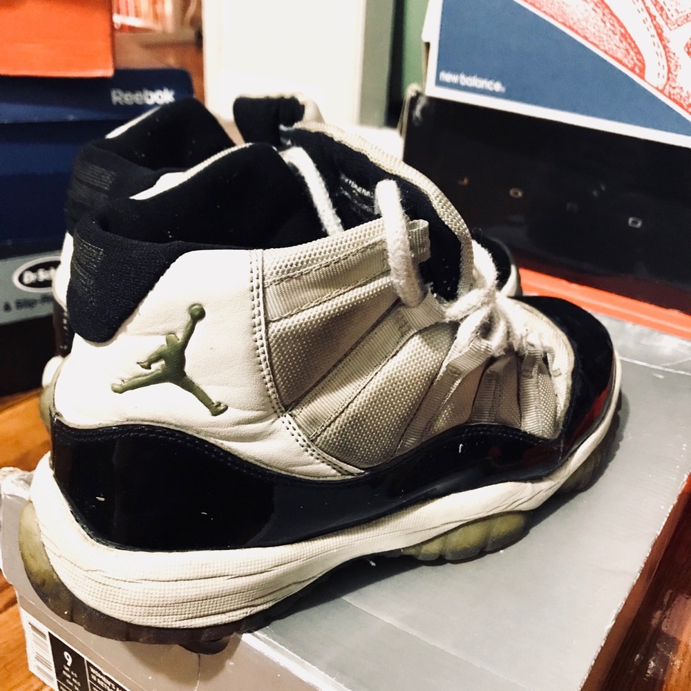 Nike Air Jordan Retro XI Defining Moments Sz 8.5